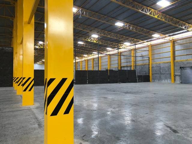 DURAN Se alquilan naves industriales 10000 m2 — foto 7