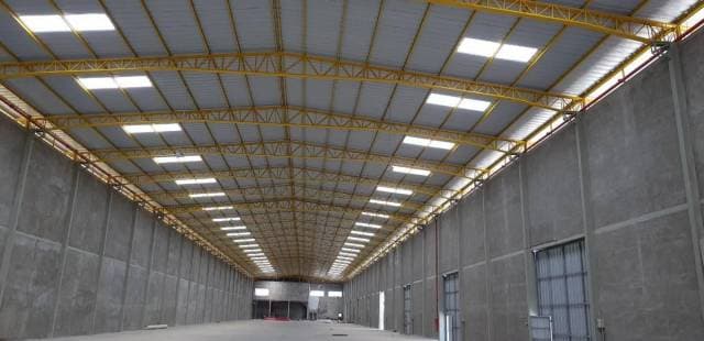 Duran estrene bodega y nave industrial de 4350 mt2 — foto 3