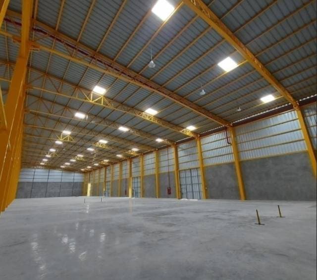 Duran estrene bodega y nave industrial de 4350 mt2 — foto 15