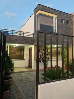 CASA DE VENTA EN URBANIZACIÓN PRIVADA