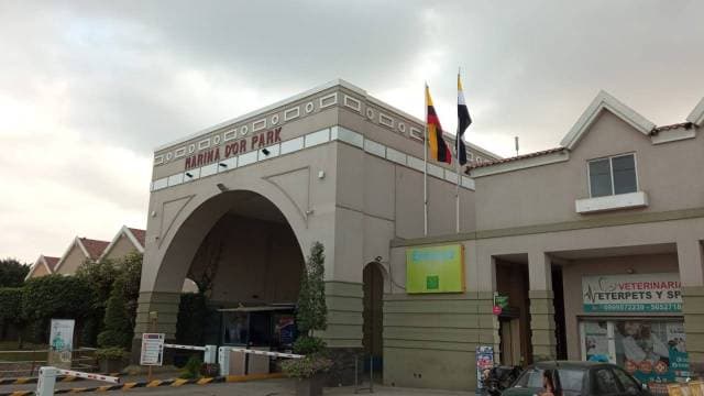 ALQUILO LOCAL EN CENTRO COMERCIAL MARINA DOR — foto 1