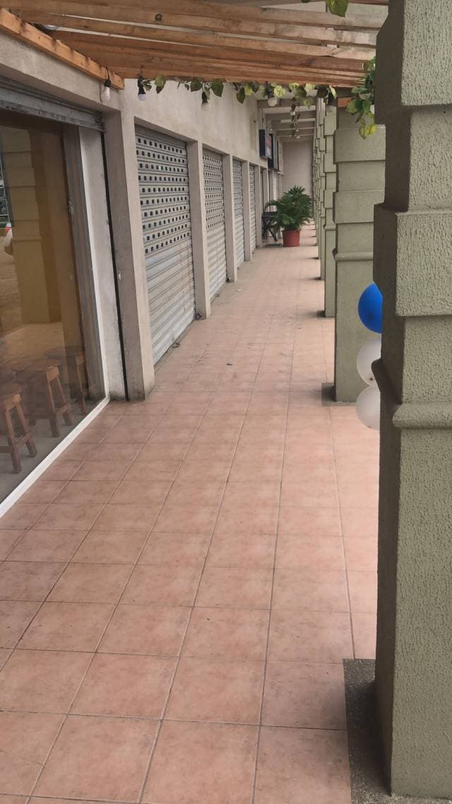 ALQUILO LOCAL EN CENTRO COMERCIAL MARINA DOR — foto 7