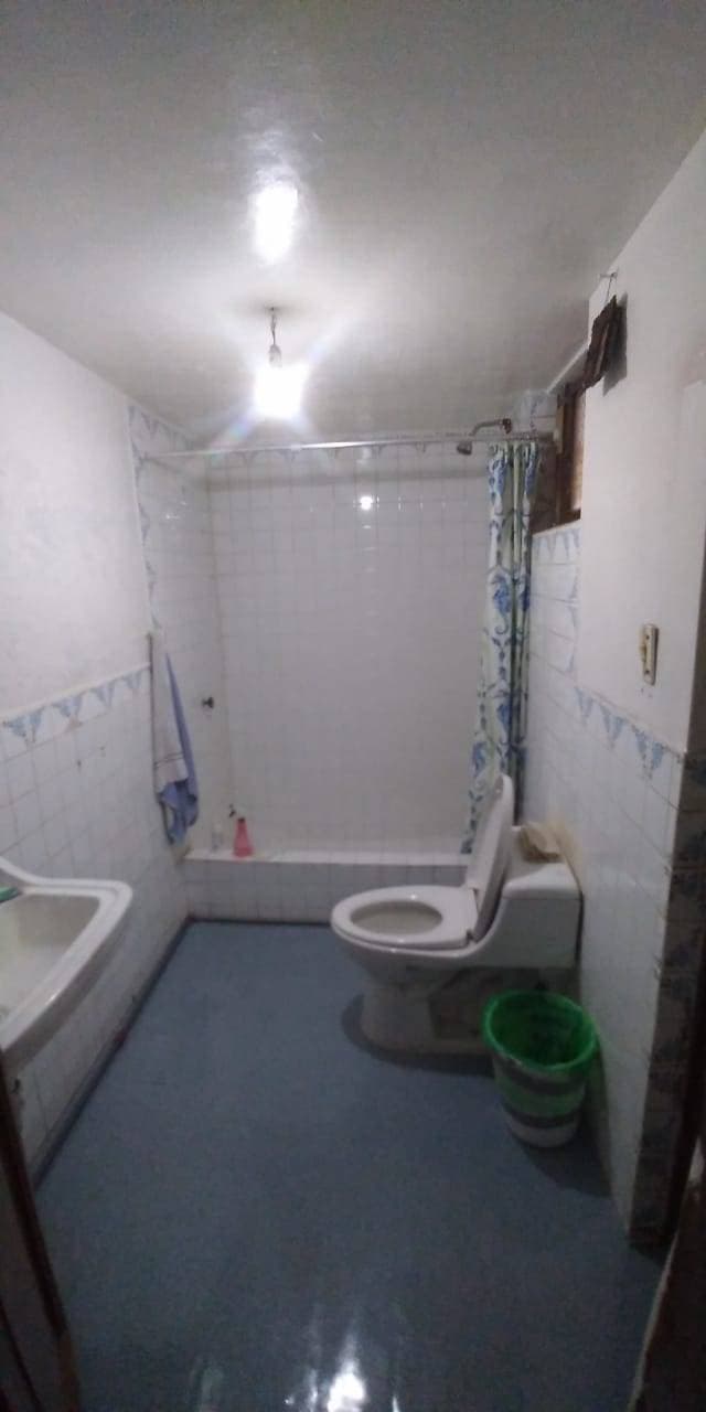 Venta de propiedad Tola baja Centro de Quito — foto 4