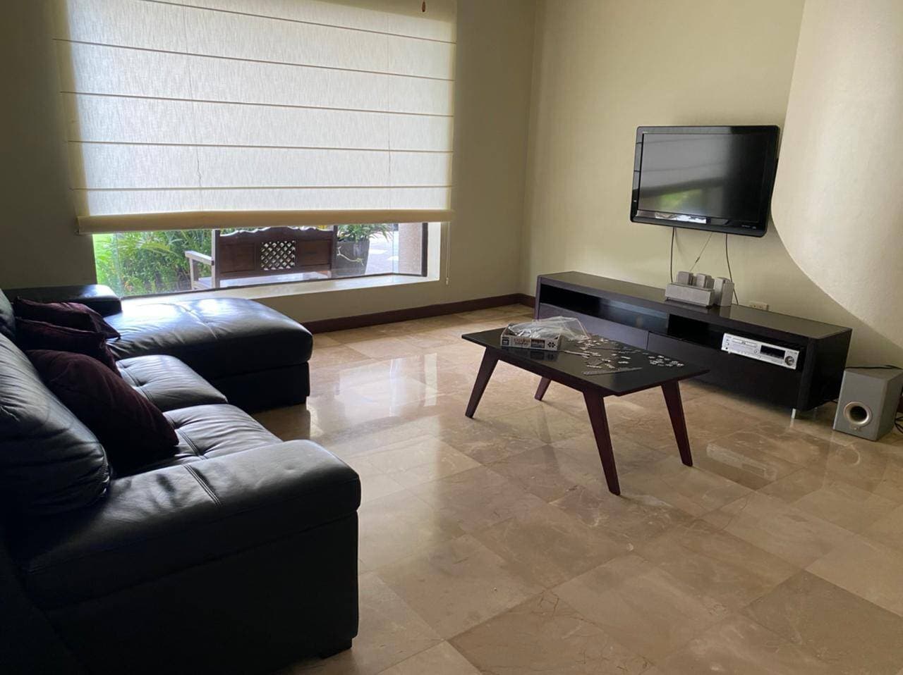 Venta de Linda Casa de 3 Niveles en Isla Sol — foto 12