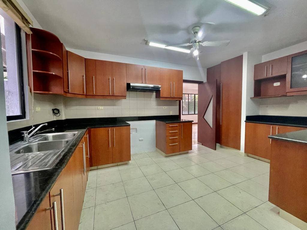 Casa en venta en primeros km vía Samborondon — foto 8
