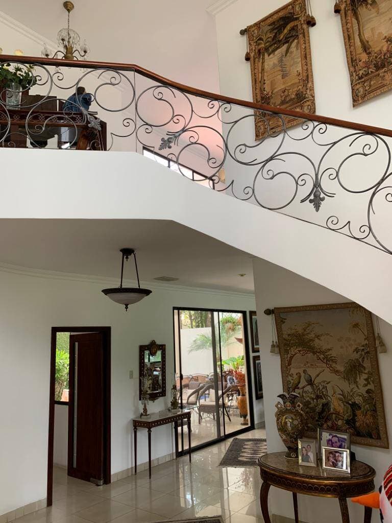 LINDA VILLA DE VENTA EN SAMBORONDON KM 3.5 — foto 10