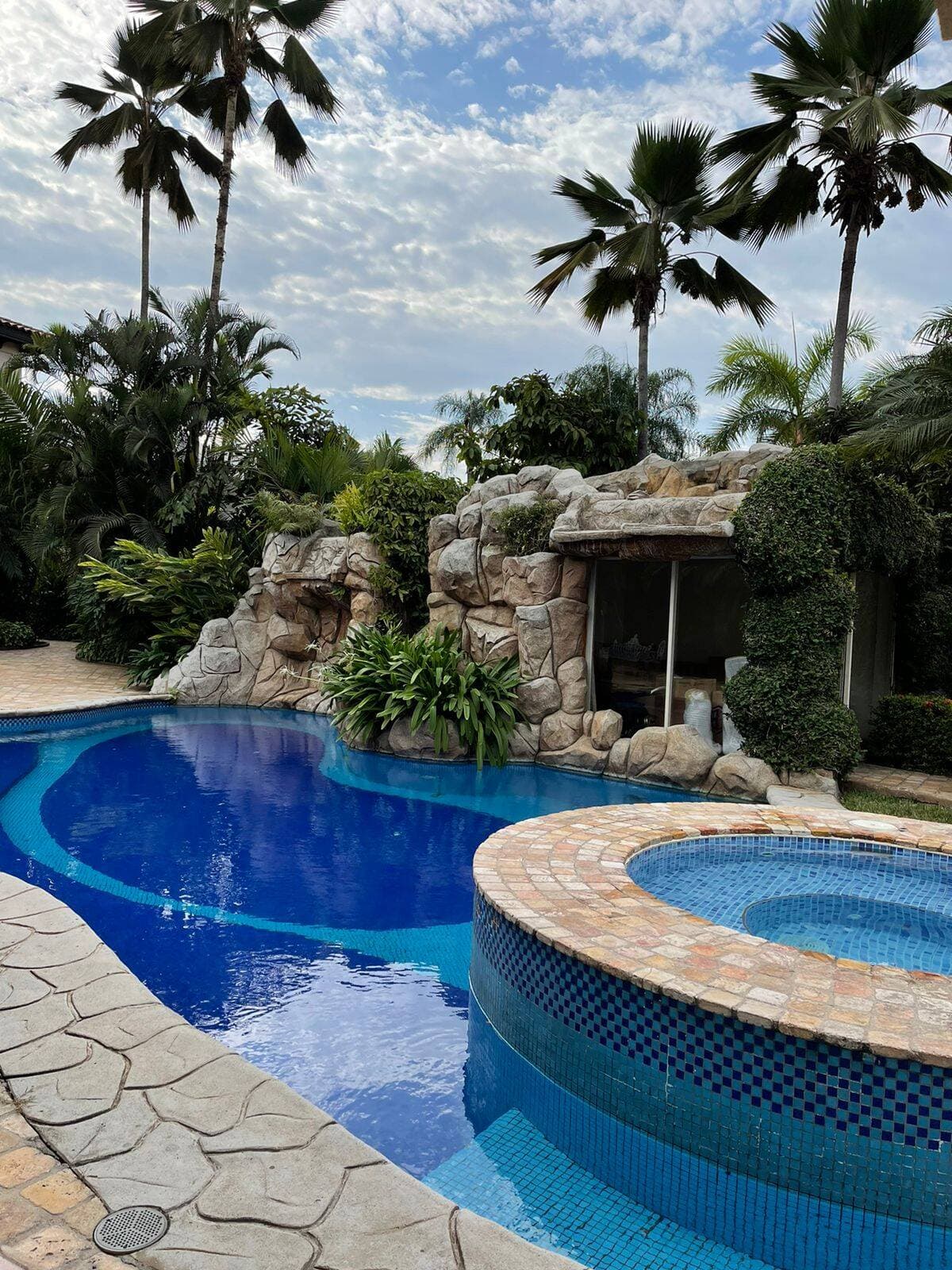 LINDA VILLA EN CASTELAGO CON VISTA AL LAGO — foto 4