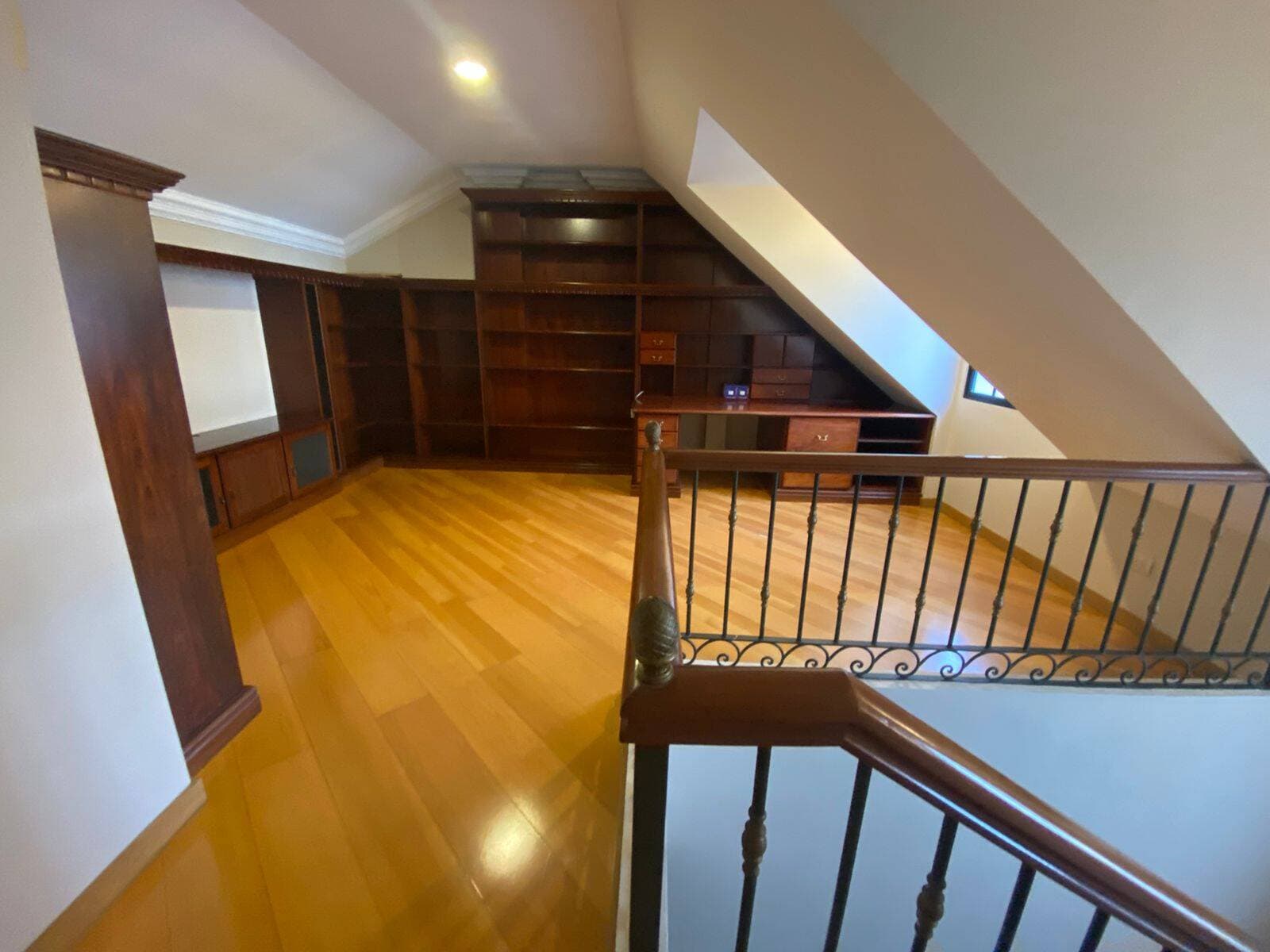 Linda Villa en venta con vista al rio — foto 11