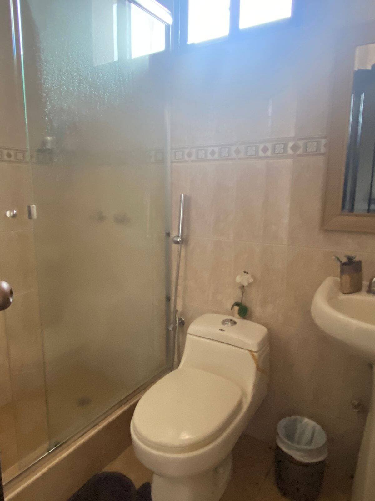 BONITA VIILLA DE VENTA EN URB. ATLANTIS, SAMBORONDON — foto 12