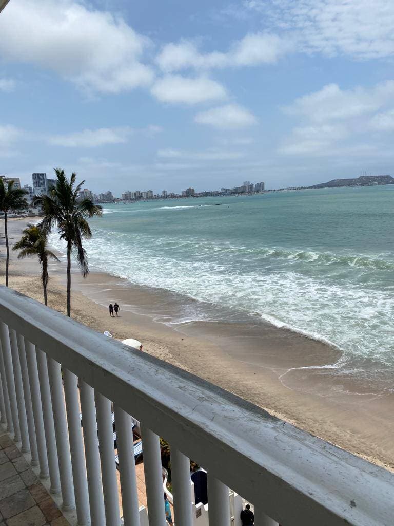 VENTA LINDO DEPARTAMENTO AL PIE DEL MAR — foto 2