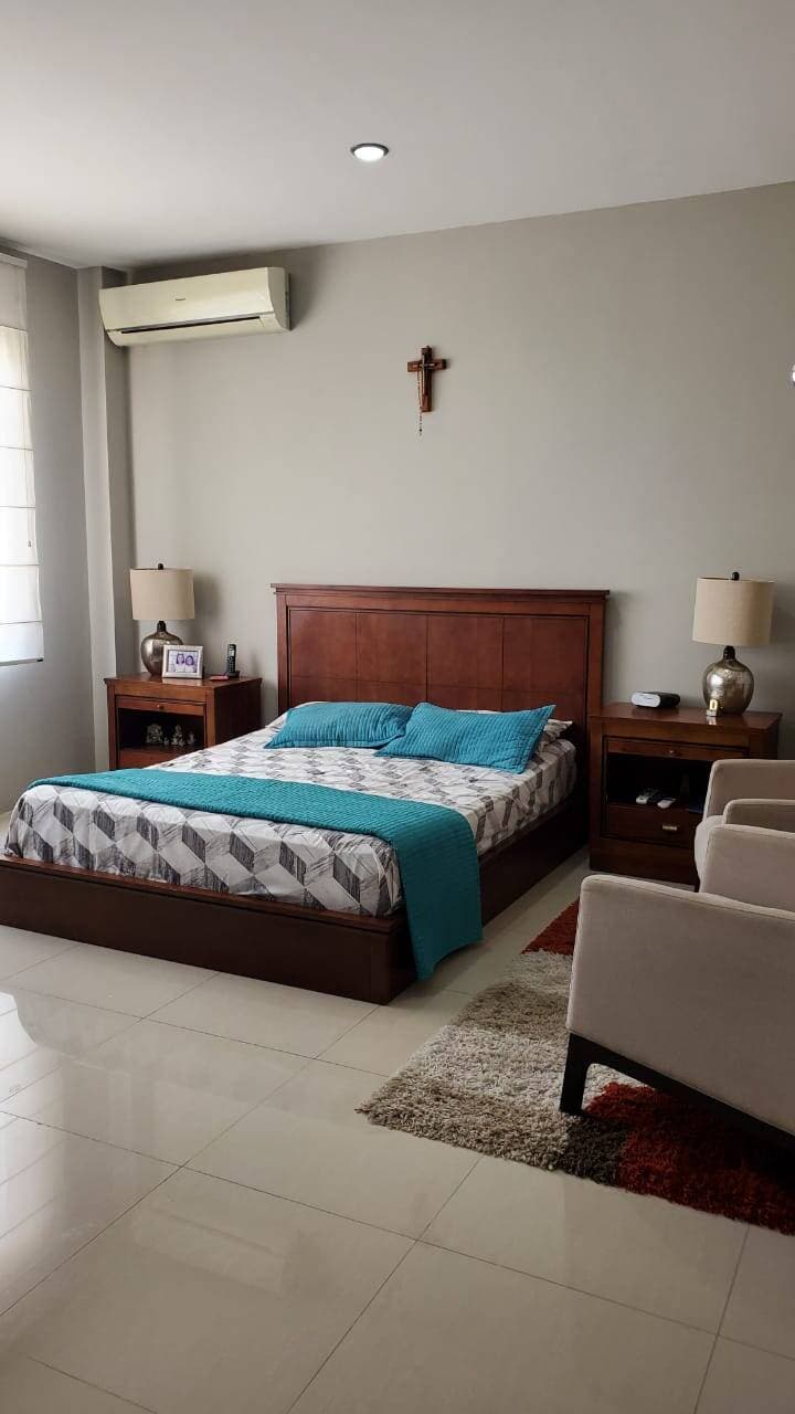 Linda casa en venta en Samborondon km 8. Vista Sol — foto 7