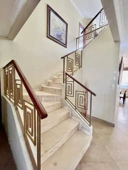 VENTA DE LINDA VILLA EN PLAZA REAL - 4 DORM