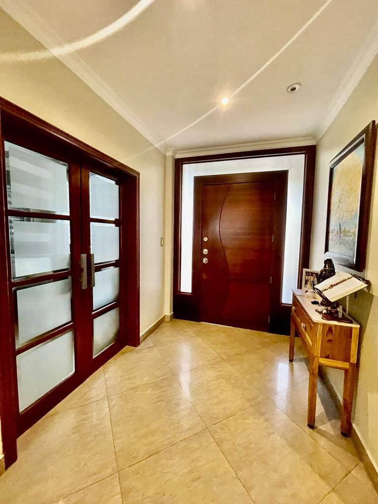 VENTA DE LINDA VILLA EN PLAZA REAL - 4 DORM — foto 3