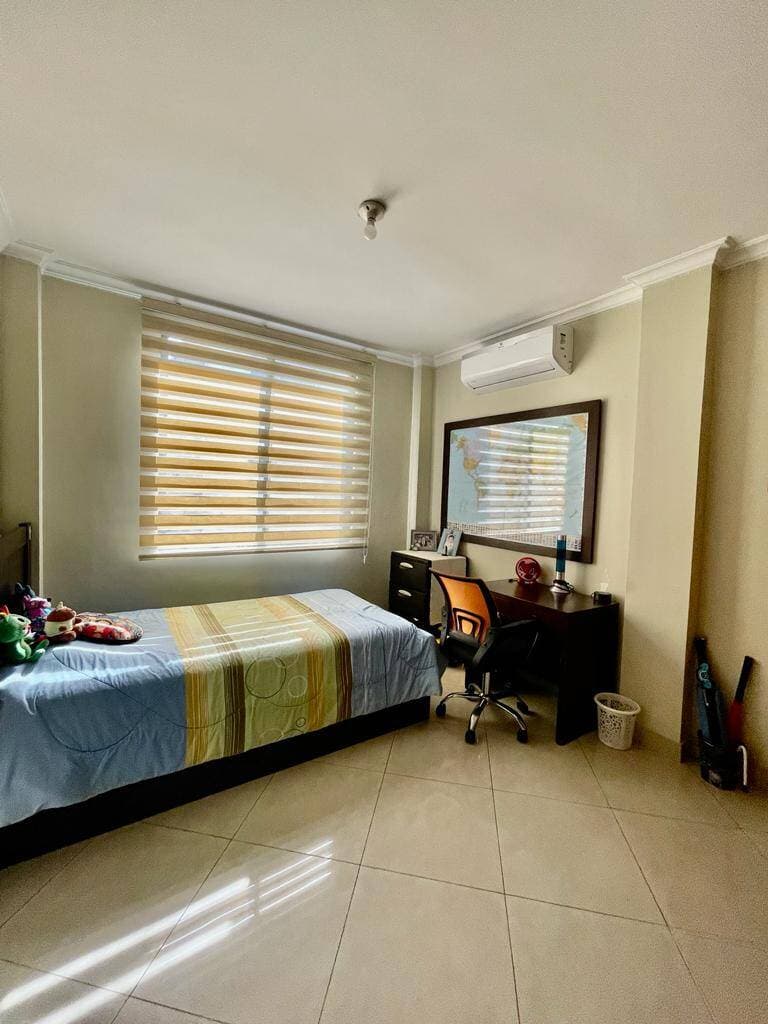 VENTA DE LINDA VILLA EN PLAZA REAL - 4 DORM — foto 14