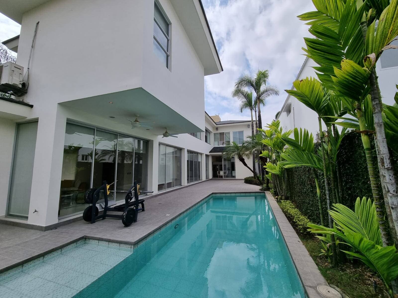 LINDA VILLA DE VENTA EN LAGOSOL — foto 13