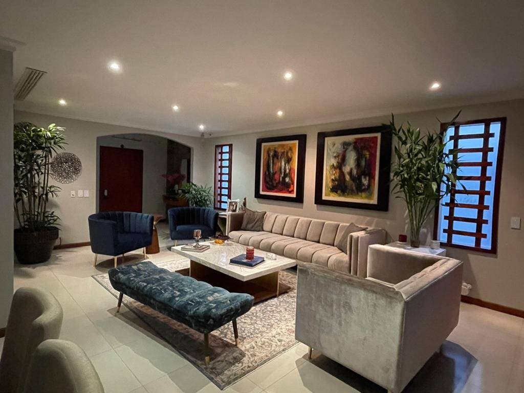 LINDA VILLA CON 4 DORM. PLAZA REAL, SAMBORONDON — foto 7
