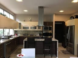 VILLA A VENTA EN RIBERAS DE BATAN - 4 DORM