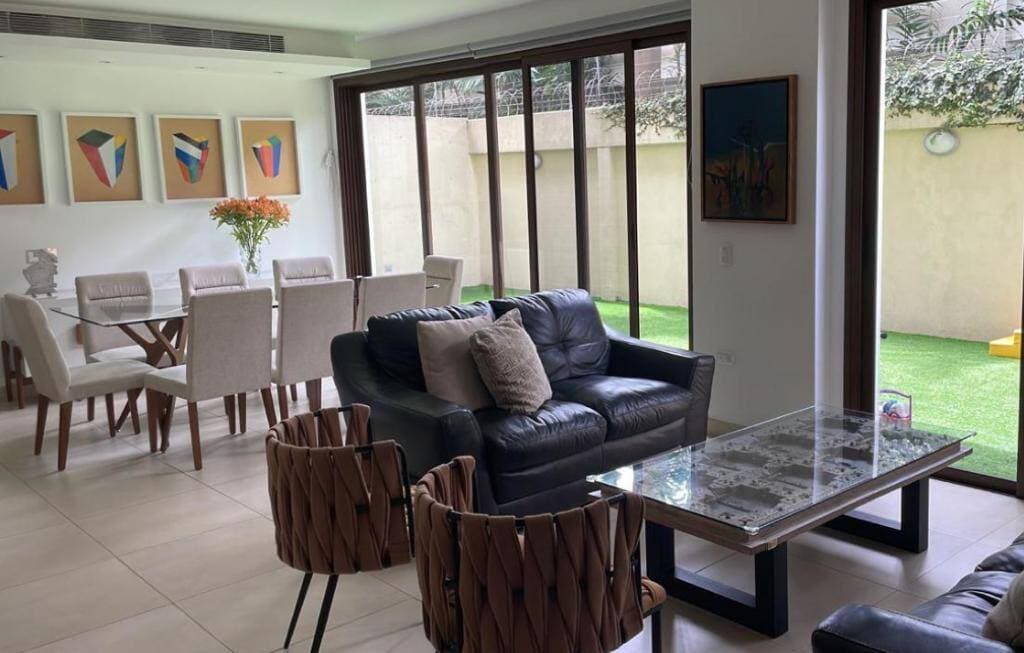 VENTA DE DEPARTAMENTO EN MANGLERO NEGOCIABLE — foto 1