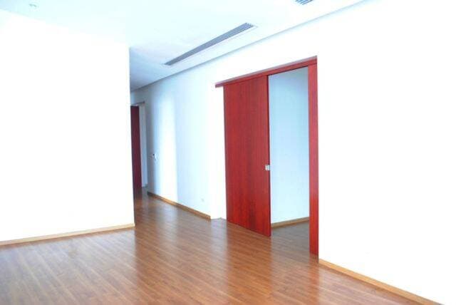 LINDA VILLA CON VISTA AL RIO DE VENTA EN ISLA SOL — foto 14