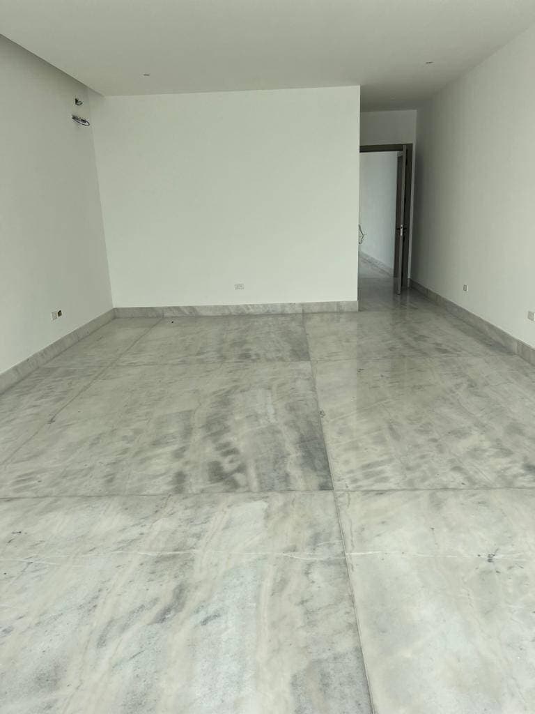 VILLA DE ESTRENE AL RIO EN MOCOLI DE VENTA — foto 4