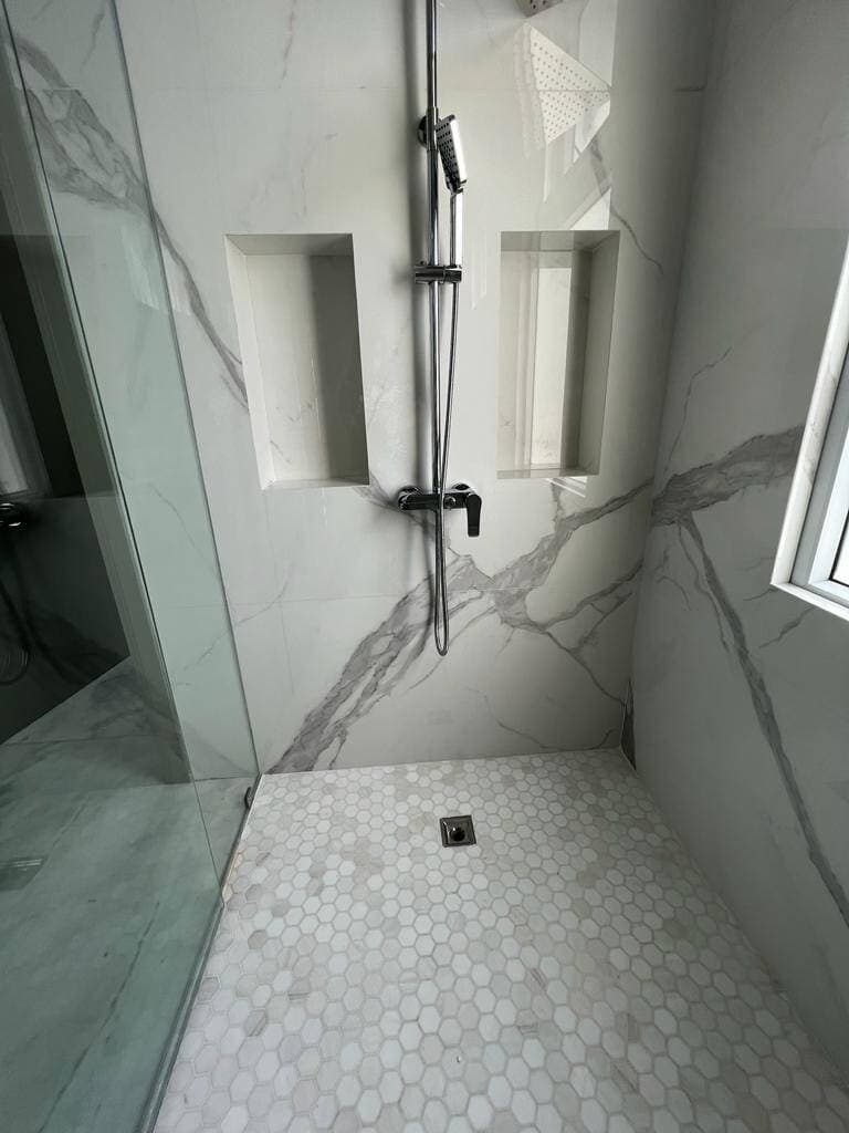 VILLA DE ESTRENE AL RIO EN MOCOLI DE VENTA — foto 7
