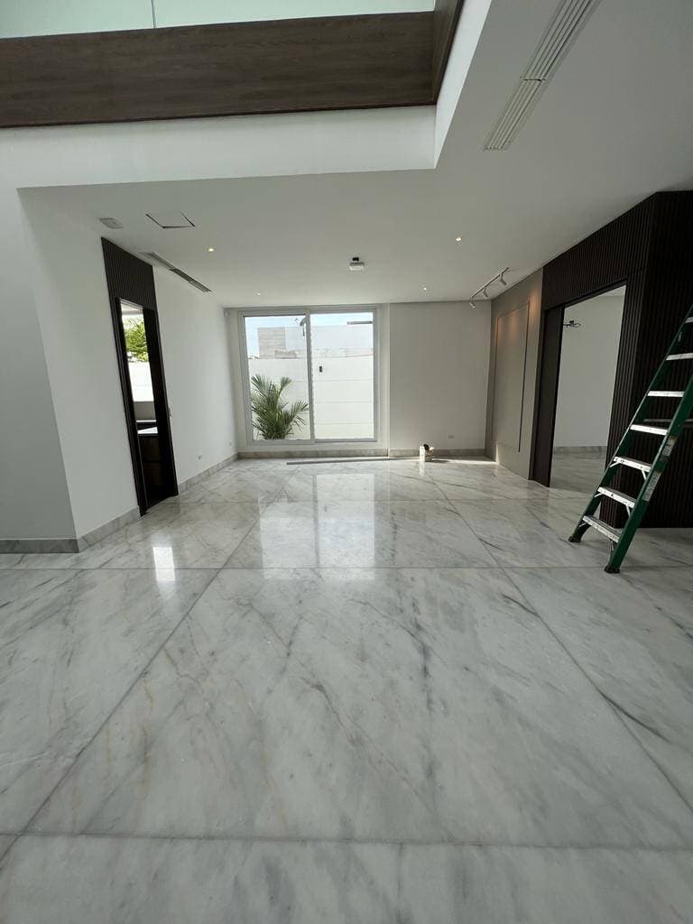 VILLA DE ESTRENE AL RIO EN MOCOLI DE VENTA — foto 11