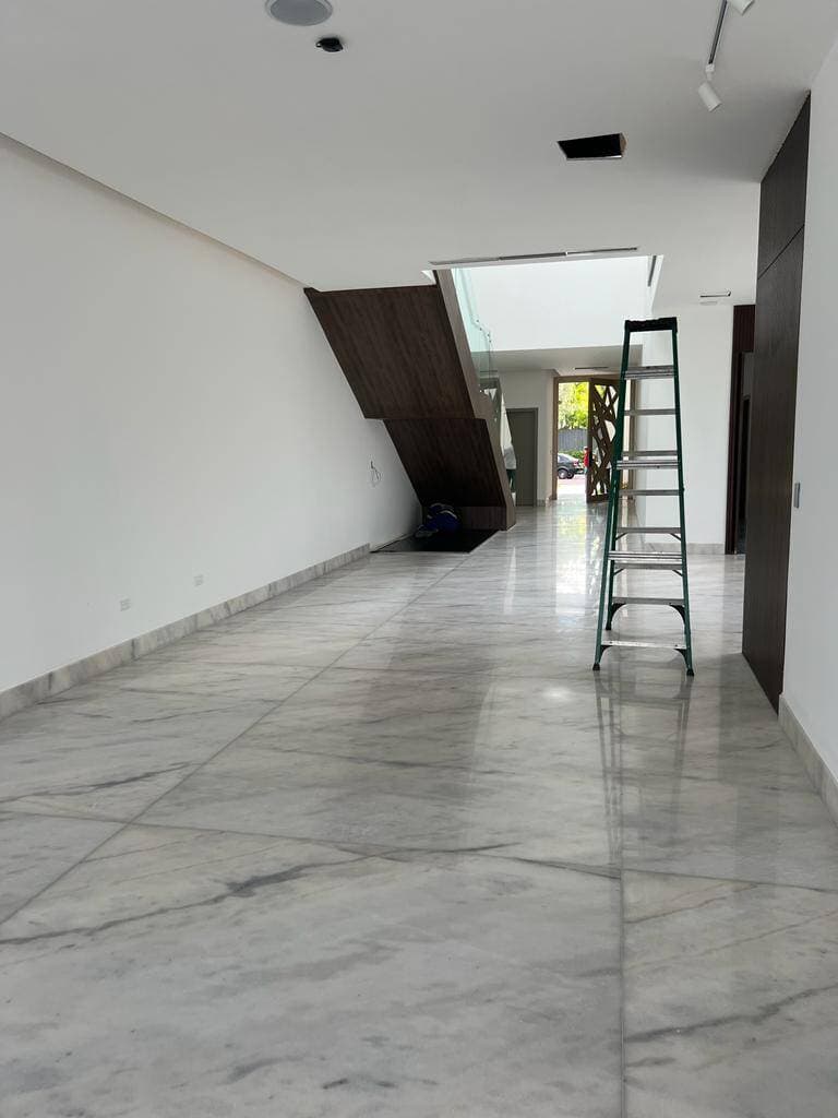 VILLA DE ESTRENE AL RIO EN MOCOLI DE VENTA — foto 13