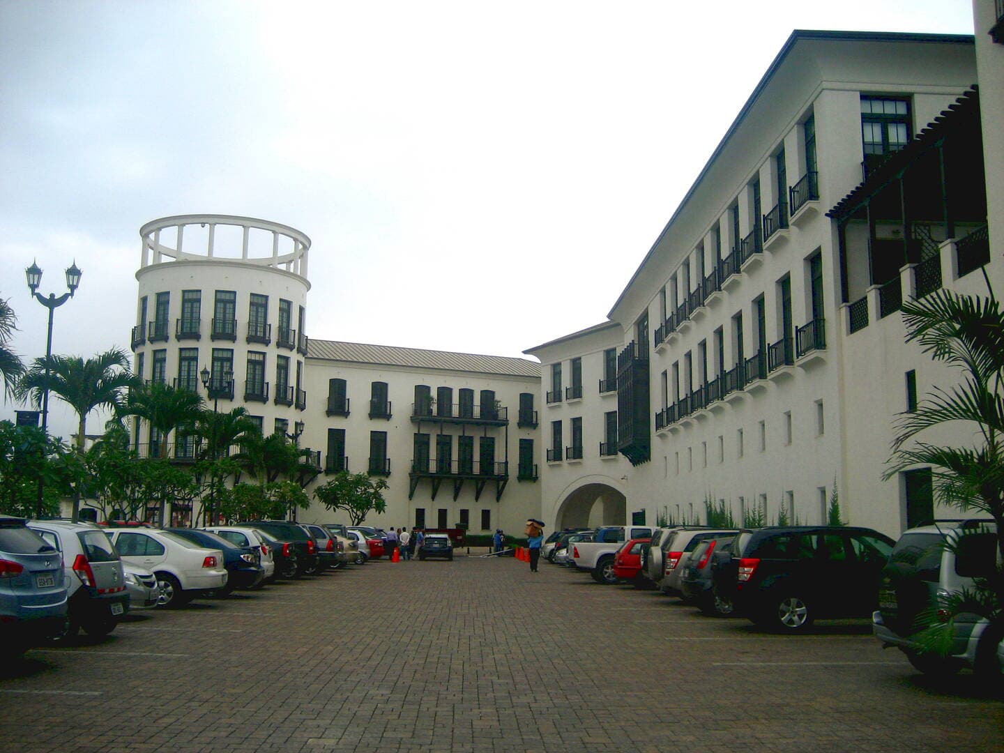 LINDA VILLA DE VENTA EN PLAZA LAGOS AL CANAL — foto 7