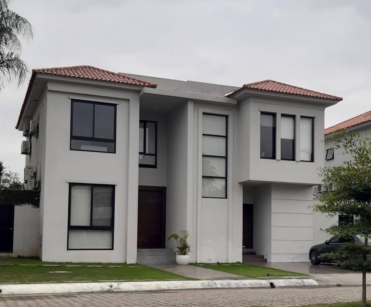 Linda Villa de Estrene en La Castellana $495.000 — foto 2