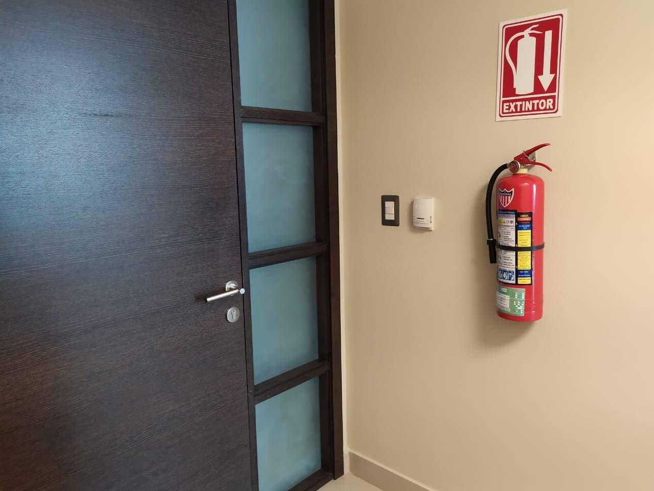 OFICINA AMOBLADA DE ALQUILER EN CITY MALL, GUAYAQUIL — foto 8
