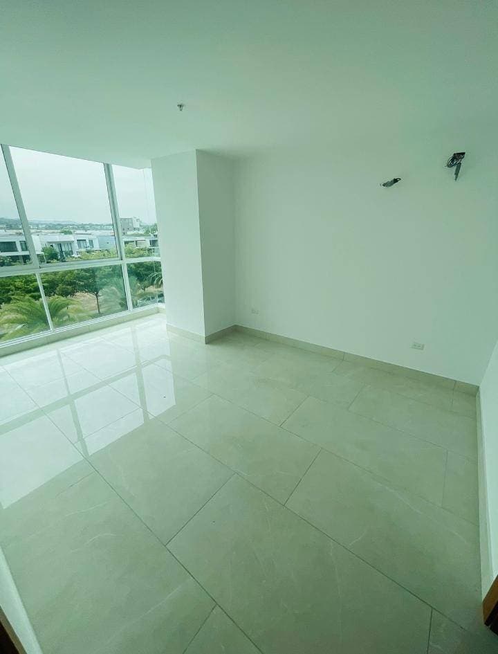 LINDO DEPARTAMENTO CON VISTA AL RIO A LA VENTA — foto 5