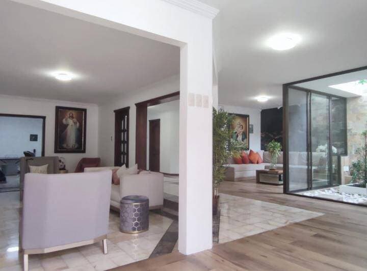 LINDA VILLA DE VENTA EN LA PUNTILLA, AV. SAMBORONDON — foto 5