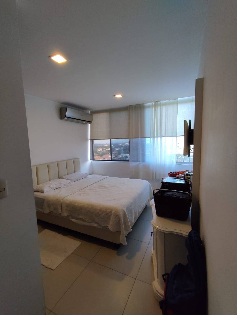 PENTHOUSE CON LINDA VISTA EN RIVER TOWERS DE VENTA — foto 1