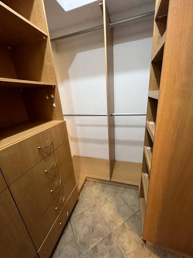 DEPARTAMENTO DE ALQUILER EN BOSQUES DE CASTILLA AV. SAMBORONDON — foto 11