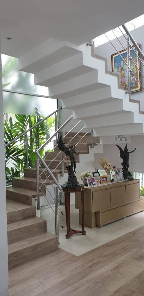 ESPECTACULAR VILLA AL LAGO DE VENTA EN ARRECIFE — foto 8