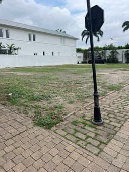 TERRENO MEDIANERO EN VENTA UBICADO EN PLAZA LAGOS