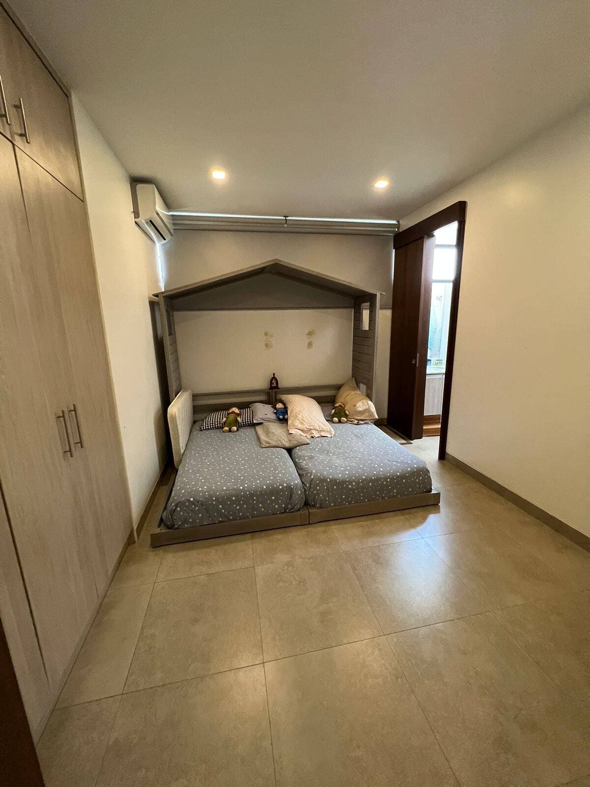 LINDA VILLA EN VENTA UBICADA EN LA URB. ISLA DEL RIO — foto 10