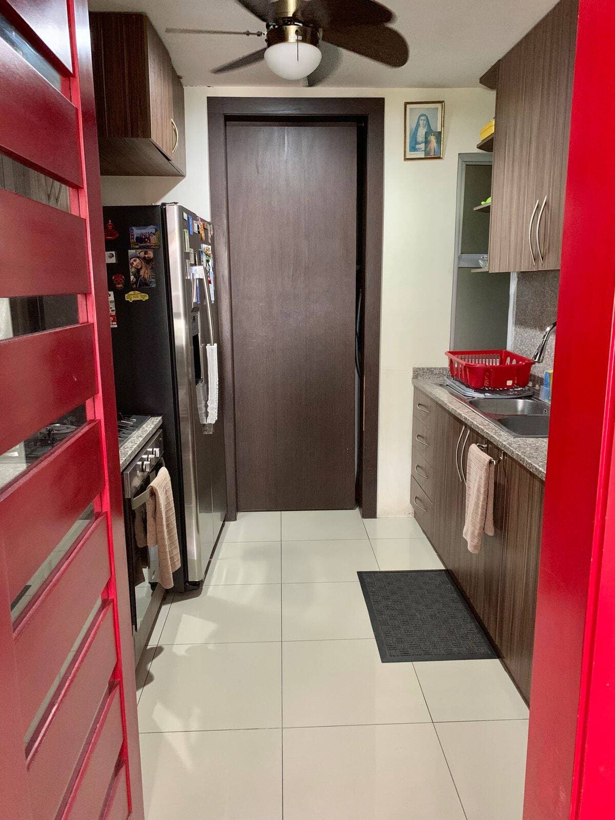 LINDO DEPARTAMENTO EN VENTA AV. SAMBORONDON — foto 7