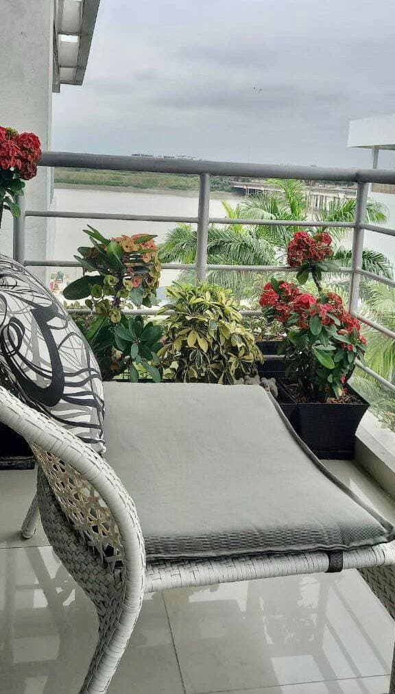 LINDO DEPARTAMENTO EN VENTA AV. SAMBORONDON — foto 11