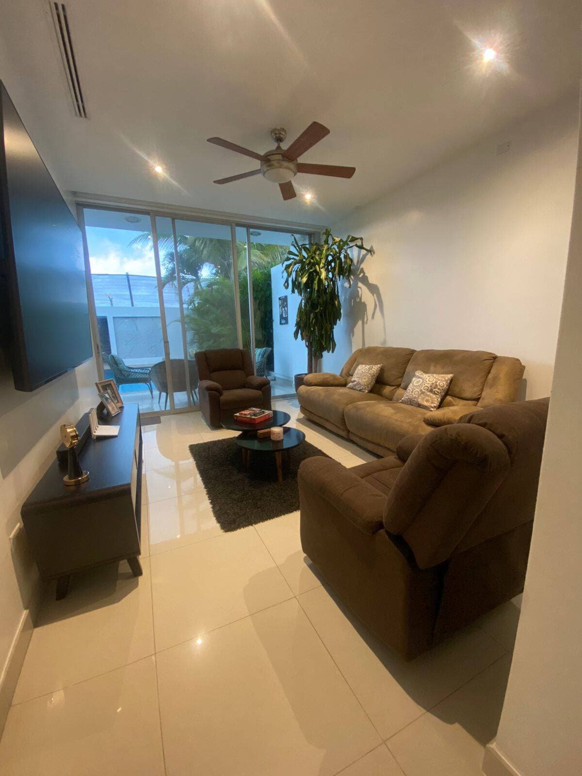 LINDA VILLA MODERNA EN LA ISLA MOCOLI, AV. SAMBORONDON — foto 5