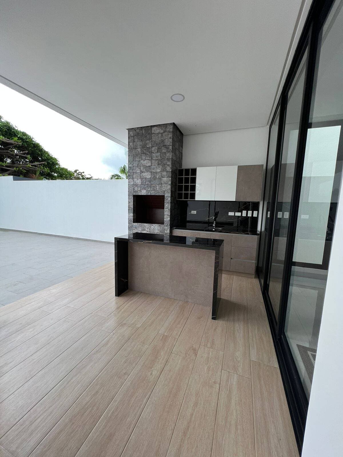 CASA DE VENTA O ALQUILER EN LA ISLA MOCOLI — foto 3