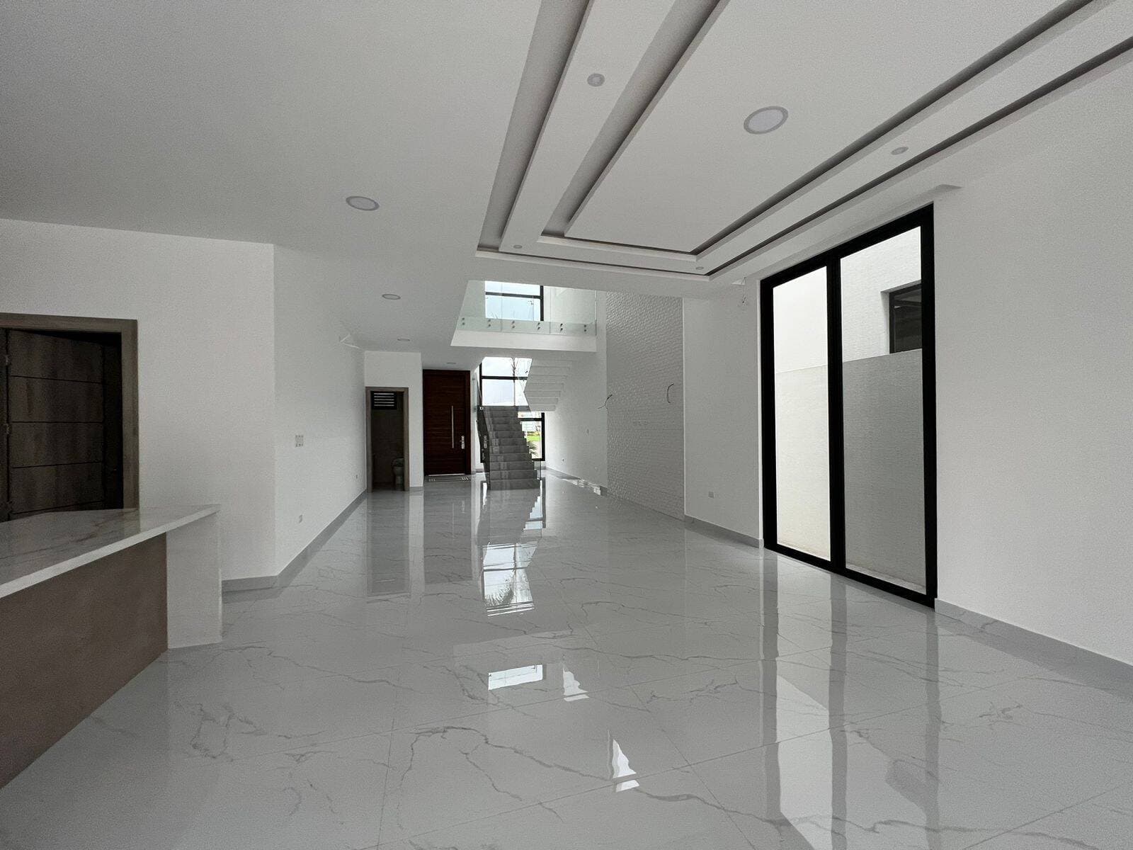 CASA DE VENTA O ALQUILER EN LA ISLA MOCOLI — foto 5