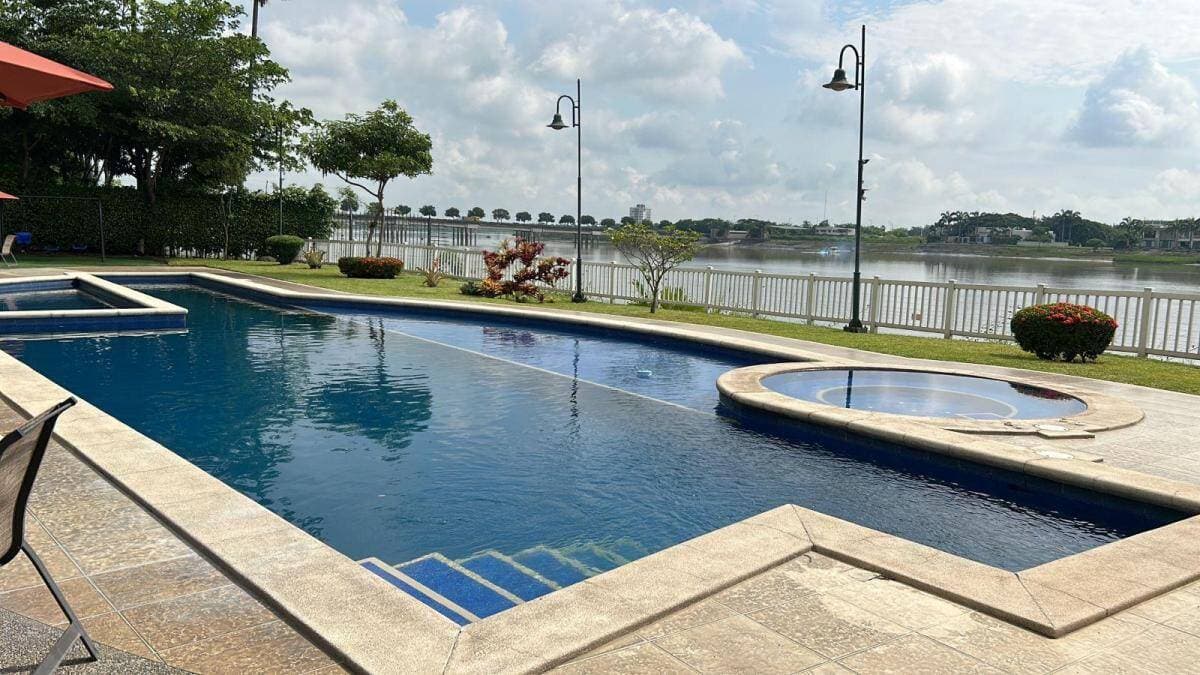 DEPARTAMENTO DE VENTA O ALQUILER KM 5.5, SAMBORONDON — foto 12