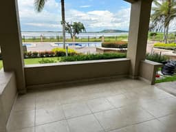 DEPARTAMENTO PLANTA BAJA CON VISTA AL RIO EN ALQUILER
