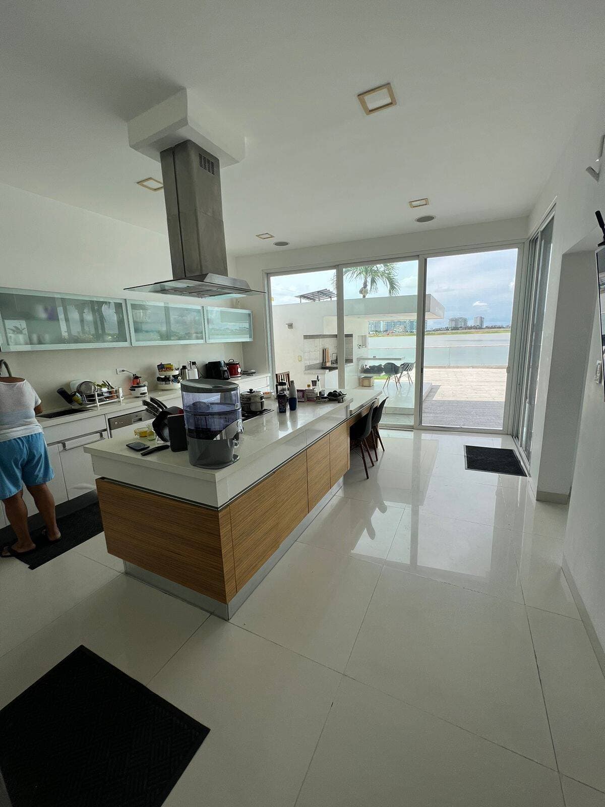 LINDA VILLA AL RIO DISPONIBLE EN ALQUILER — foto 14