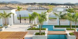 LINDA CASA EN LAGOS DE BATAN CON VISTA AL LAGO