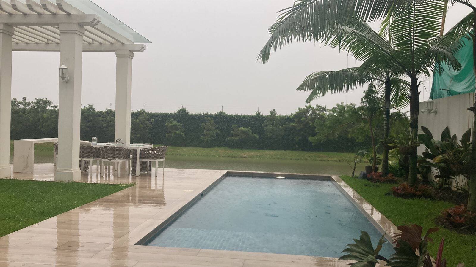 CASA AL LAGO EN ALQUILER, KM 9 SAMBORONDON — foto 11