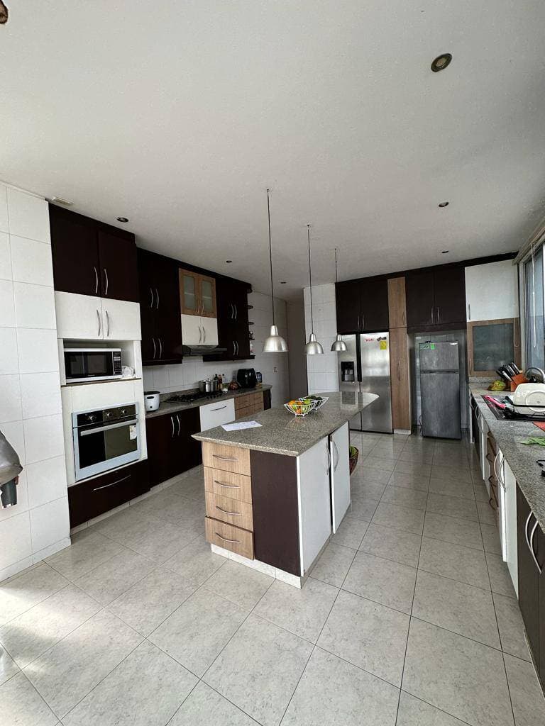 LINDA VILLA AL RIO EN VENTA O ALQUILER — foto 7
