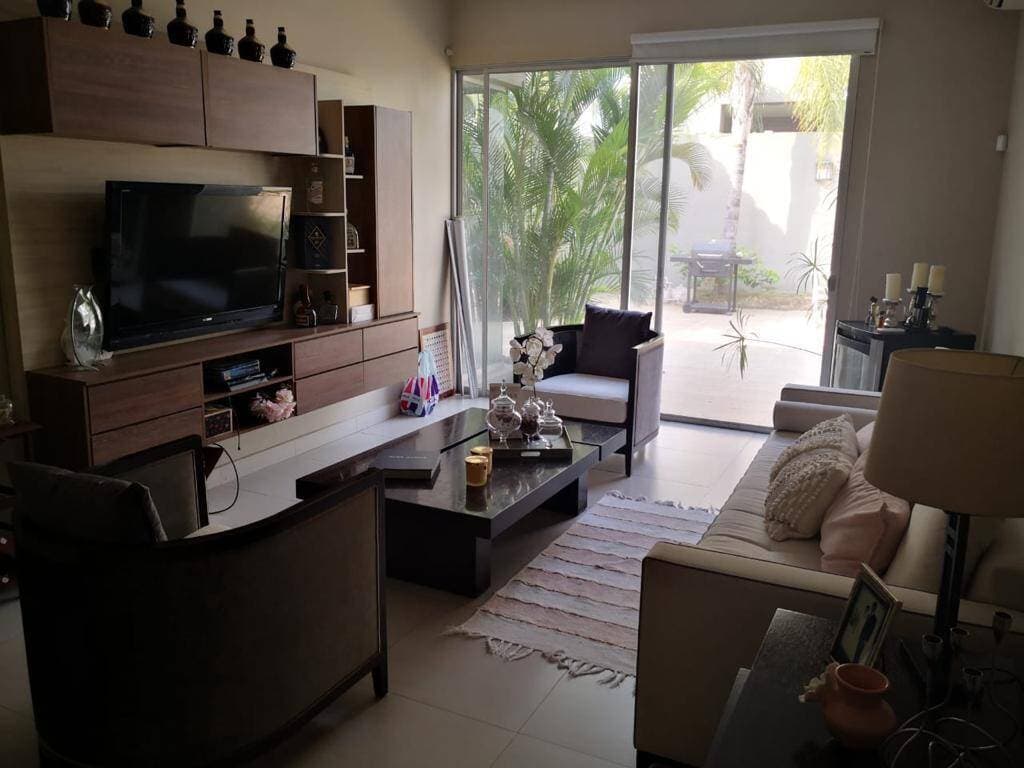 VILLA DISPONIBLE A LA VENTA KM 4.5 VIA SAMBORONDON — foto 4