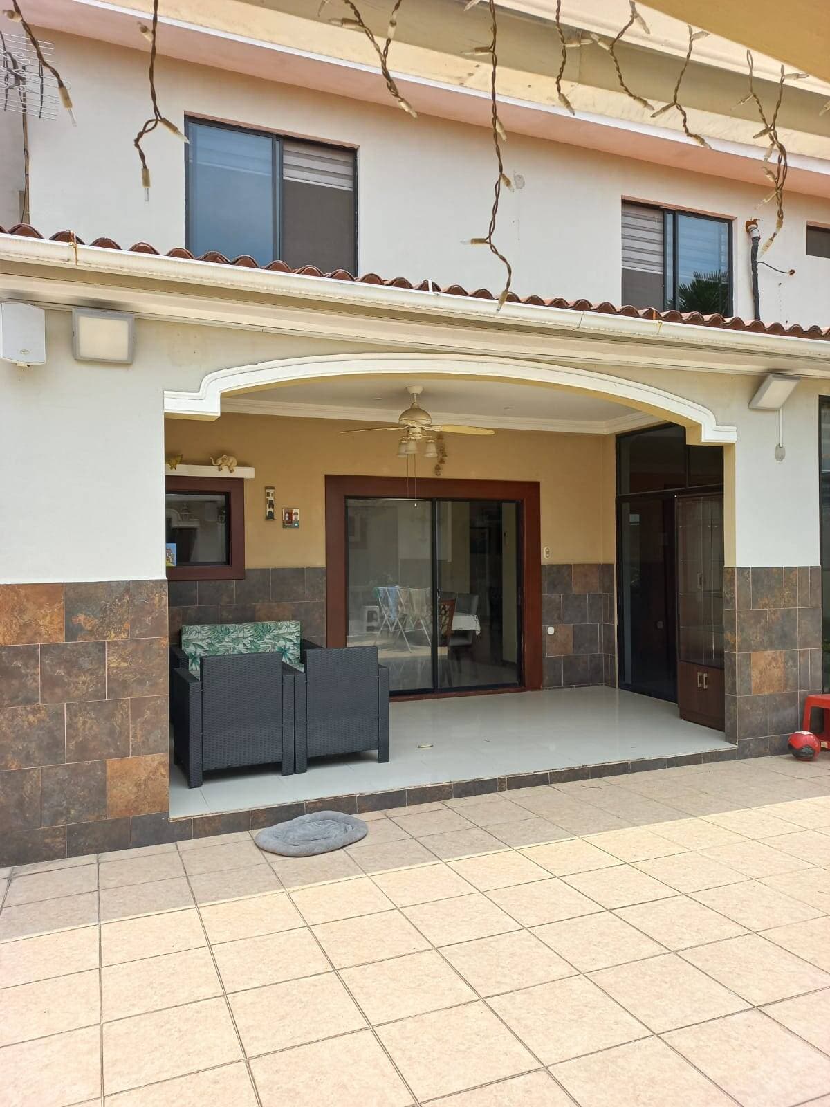 KILOMETRO 7 VILLA DE 4 DORMITORIOS — foto 12